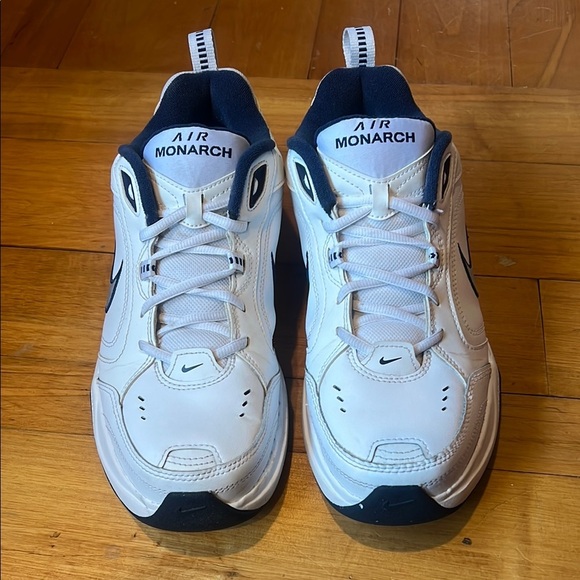 Nike Men's White Air Monarch IV Training Shoes Size 11 - Picture 3 of 8
